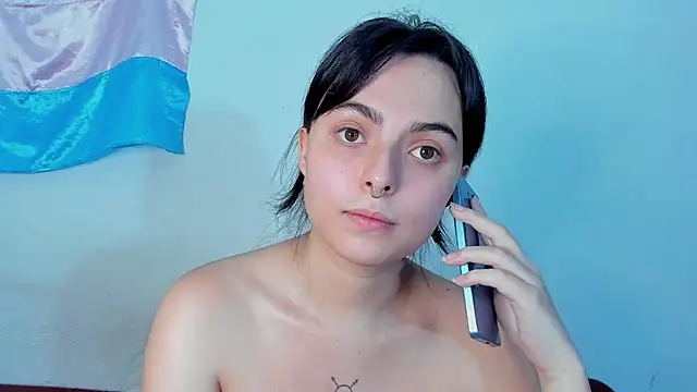 Snapshot of elizabethtaylorxxx chatting on 05.17.26 elizabethtaylorxxx online show from 05.17.26