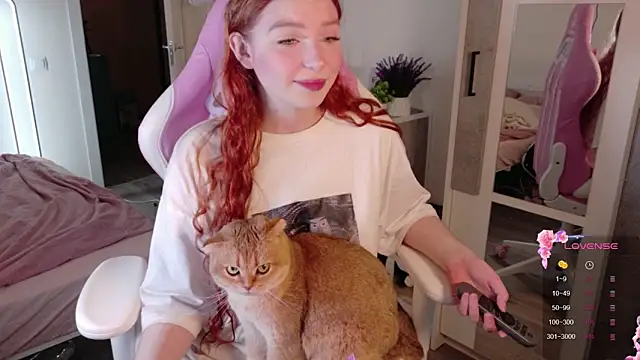 cinnabon girls online show from 10.30.25