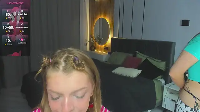 Hannah Carr online show from 11.16.25