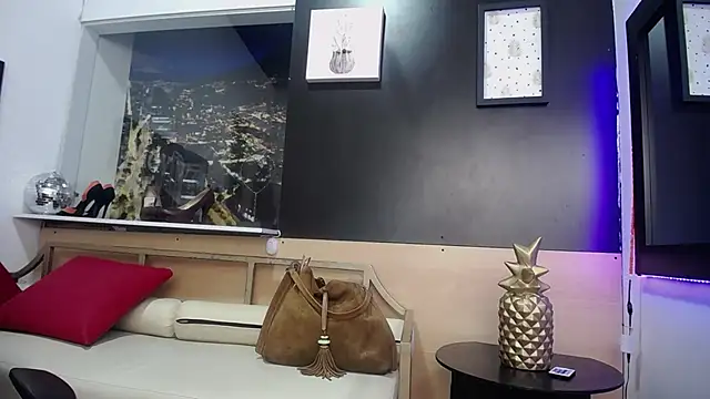 enderlis online show from 02.21.25