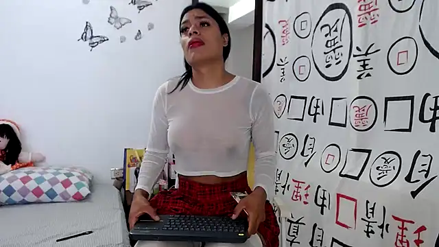 golositha29 online show from 02.15.25