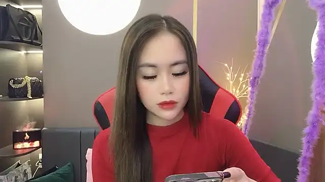 Snapshot of witch-39 chatting on 12.25.24 witch-39 online show from 12.25.24