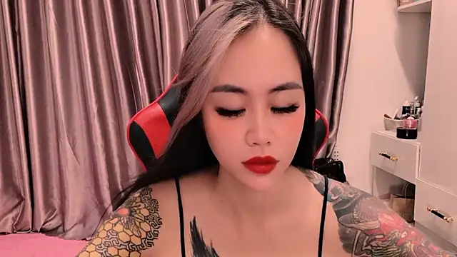 Snapshot of witch-39 chatting on 03.04.26 witch-39 online show from 03.04.26