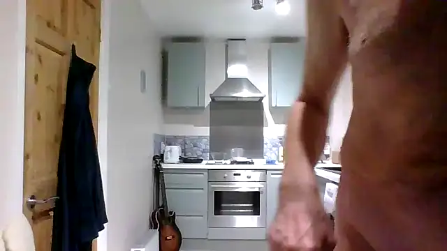 Snapshot of jimmybenido chatting on 12.02.25 jimmybenido online show from 12.02.25