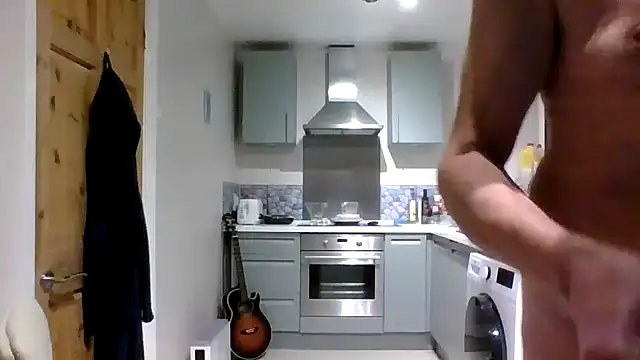 Snapshot of jimmybenido chatting on 12.04.25 jimmybenido online show from 12.04.25