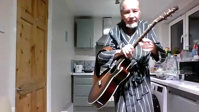 Snapshot of jimmybenido chatting on 01.11.26 jimmybenido online show from 01.11.26