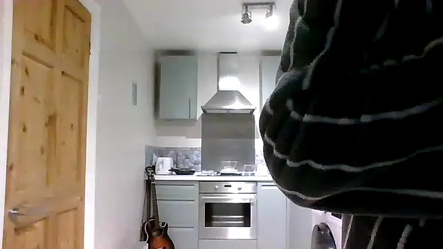 Snapshot of jimmybenido chatting on 01.14.26 jimmybenido online show from 01.14.26