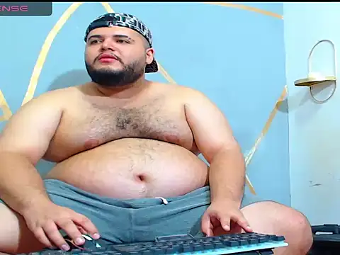 Snapshot of damian_chubby chatting on 11.03.25 damian chubby online show from 11.03.25