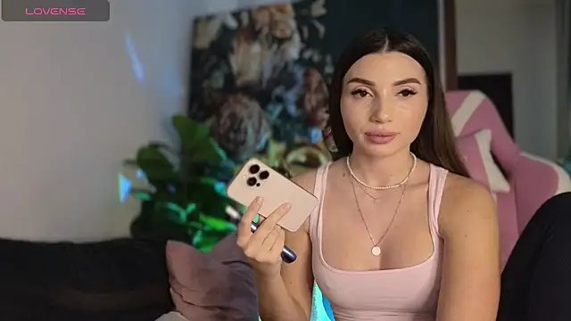 ReyaSophia online show from 02.17.26