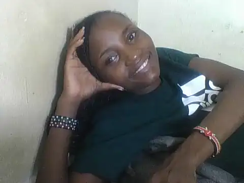 Snapshot of SexyNeedle22 chatting on 03.11.25 SexyNeedle22 online show from 03.11.25