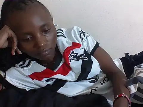 Snapshot of SexyNeedle22 chatting on 10.19.25 SexyNeedle22 online show from 10.19.25