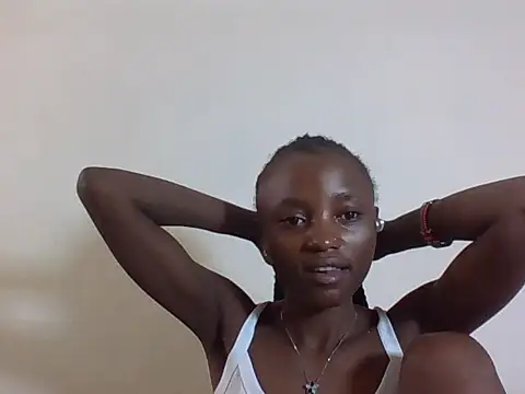 Snapshot of SexyNeedle22 chatting on 10.24.25 SexyNeedle22 online show from 10.24.25