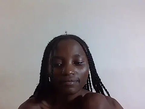 Snapshot of SexyNeedle22 chatting on 11.07.25 SexyNeedle22 online show from 11.07.25