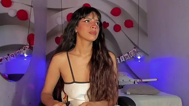 IamNayuta online show from 02.13.25