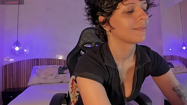 IamNayuta online show from 03.31.26