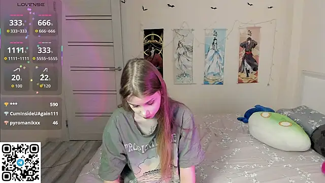 Snapshot of JorRoger chatting on 11.09.25 JorRoger online show from 11.09.25