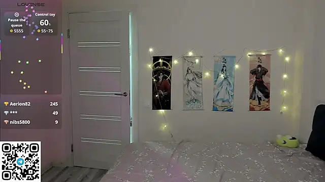 Snapshot of JorRoger chatting on 11.14.25 JorRoger online show from 11.14.25