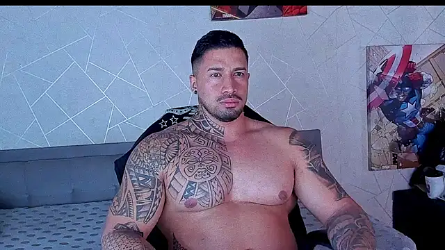 Snapshot of Cristian_Walker chatting on 06.18.26 Cristian Walker online show from 06.18.26