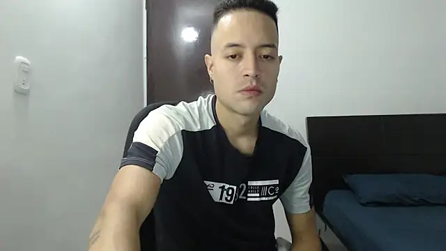 dimitriquiet05 online show from 12.22.24