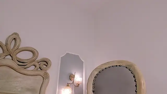 Sara  Williams online show from 09.20.25