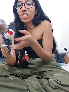 Snapshot of Angel_Anamika chatting on 02.15.25 Angel Anamika online show from 02.15.25