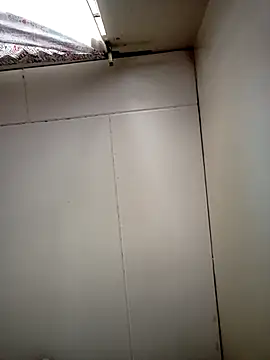 Snapshot of Sweatie_babies chatting on 09.16.25 Sweatie babies online show from 09.16.25