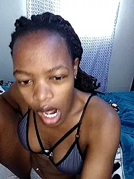 Snapshot of Sweatie_babies chatting on 01.09.26 Sweatie babies online show from 01.09.26