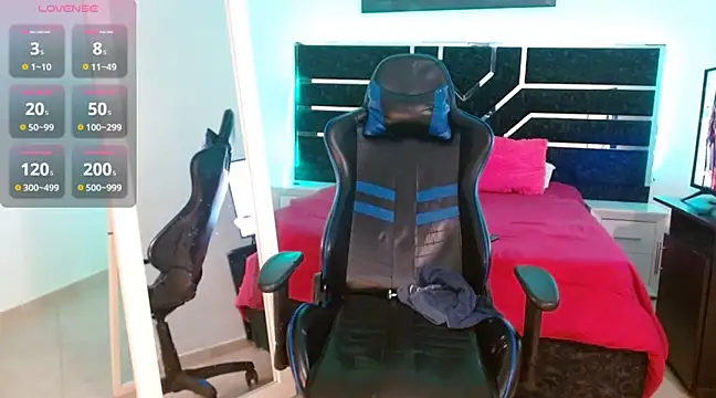 -MiaDelight- online show from 02.12.25