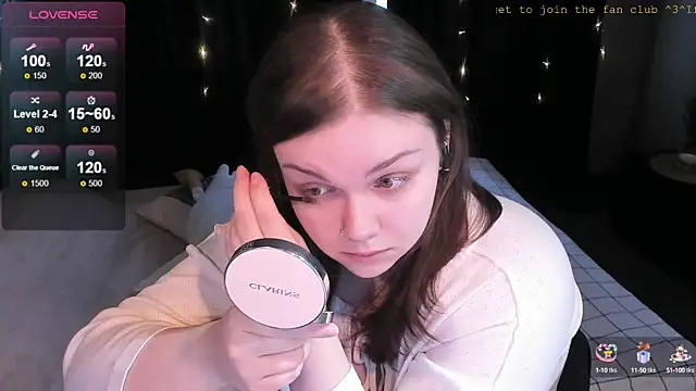 EvaBae online show from 12.28.24