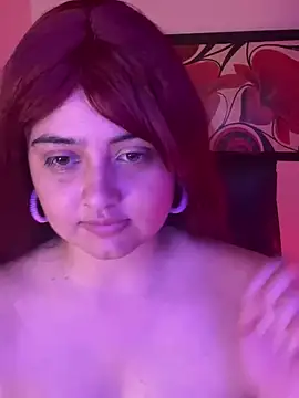 Snapshot of Stephania_18 chatting on 12.11.24 Stephania 18 online show from 12.11.24