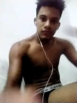 Snapshot of Gutierrez6383 chatting on 03.08.25 Gutierrez6383 online show from 03.08.25