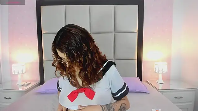 MiaWinx online show from 04.14.26