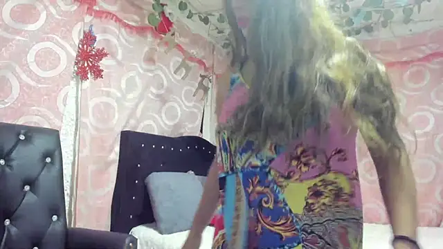 1julianasalazar online show from 12.12.24