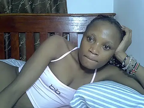 SpicyPetite online show from 02.23.26