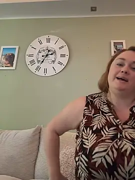 Snapshot of Curvyloveandhim chatting on 07.09.26 Curvyloveandhim online show from 07.09.26