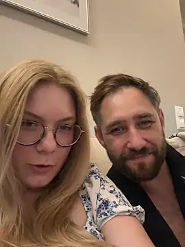 Snapshot of Curvyloveandhim chatting on 07.28.26 Curvyloveandhim online show from 07.28.26