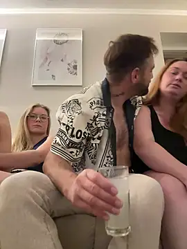 Snapshot of Curvyloveandhim chatting on 08.07.26 Curvyloveandhim online show from 08.07.26