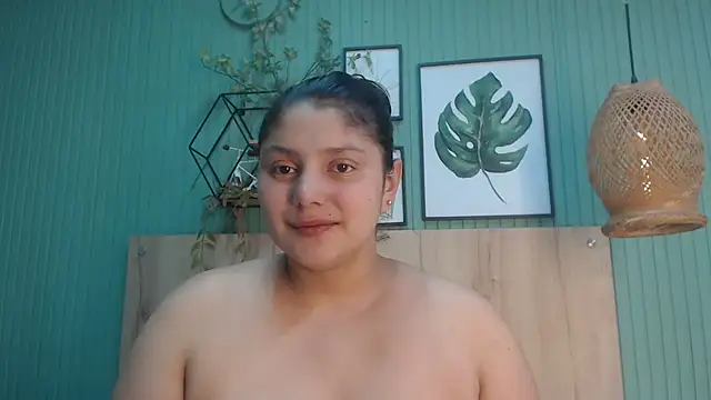 Snapshot of george_jonnes chatting on 10.18.25 george jonnes online show from 10.18.25
