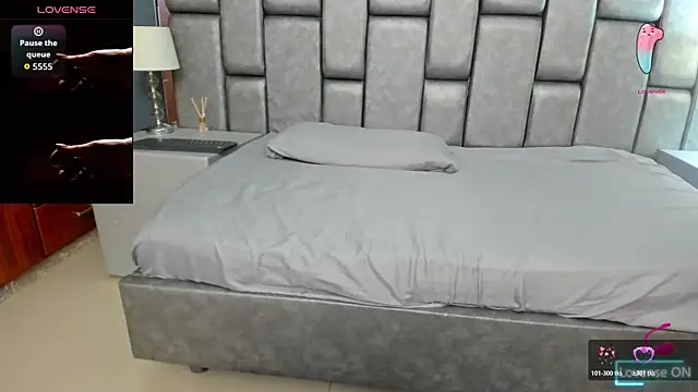 Snapshot of AniEvans_ chatting on 01.07.26 AniEvans online show from 01.07.26