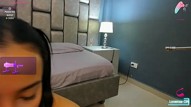 Snapshot of AniEvans_ chatting on 03.26.26 AniEvans online show from 03.26.26