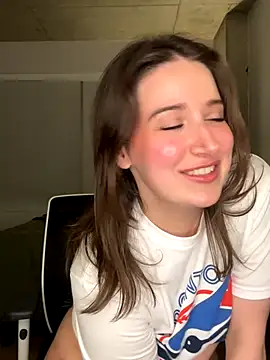 nerdynina online show from 11.02.25