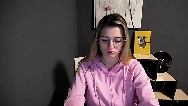 lady olivia  online show from 04.10.26