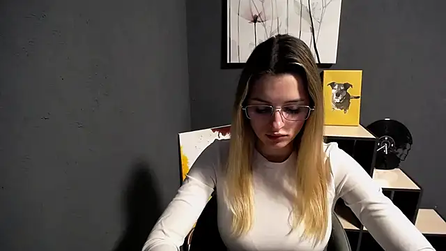 lady olivia  online show from 05.11.26