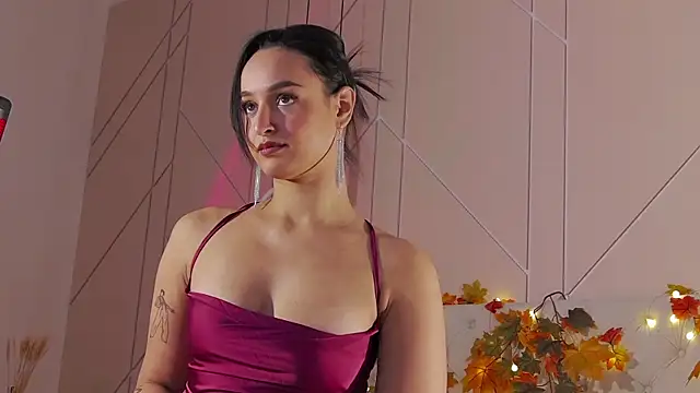 Lolly Neal online show from 12.09.24