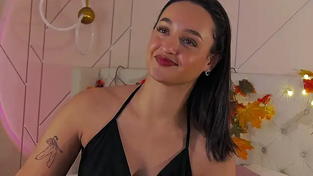 Lolly Neal online show from 12.11.24