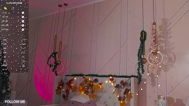 Lolly Neal online show from 12.22.24