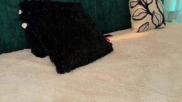 kataleyandliam online show from 10.17.25