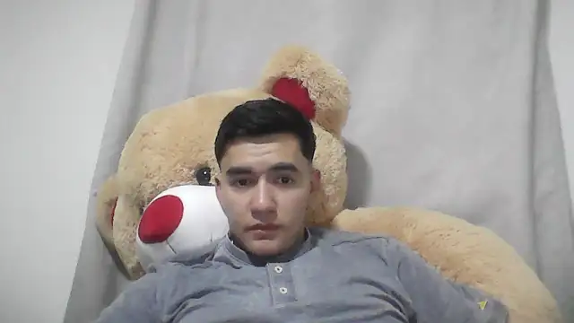 Snapshot of Estebitan_vm chatting on 06.16.26 Estebitan vm online show from 06.16.26