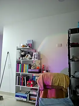 azumiichan online show from 02.04.25