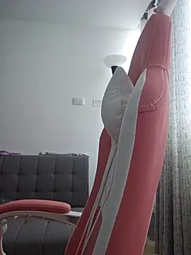 azumiichan online show from 09.18.25